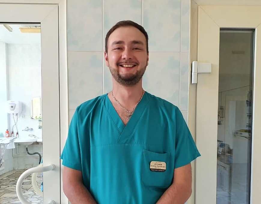 Хирург-ортопед чарчян. Ортопед арсланов. Ортопед арсланов. Ортопед арсланов. Бикбулатов врач.